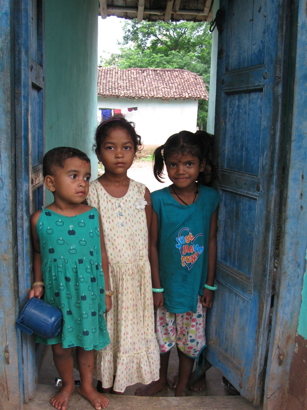 A child in a Treenighet Foundation community